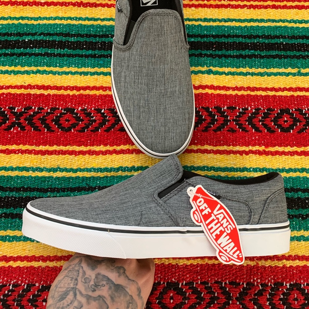 Vans slip on